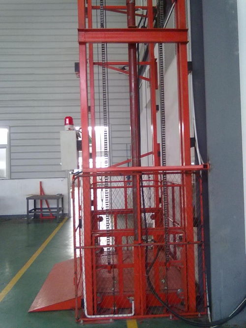 河南濟源大峪鎮(zhèn)導軌式升降貨梯 價格構成與選購指南